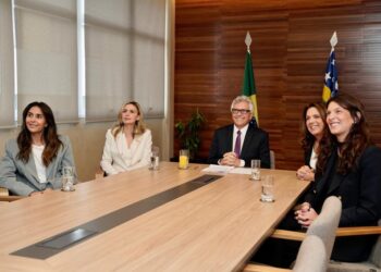 Caiado é diplomado para 2º mandato como governador