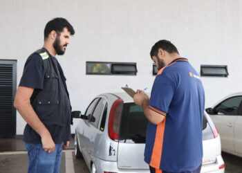 Operação do Procon Municipal notifica postos de combustíveis em Senador Canedo