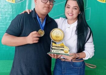 Entrevista: Mãe e filho comentam medalha de ouro em olimpíadas de matemática