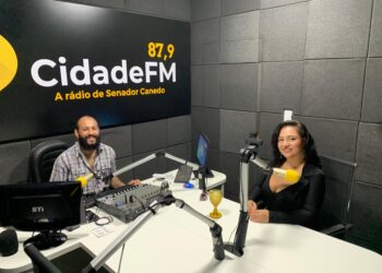 Funcionários da educação de Senador Canedo buscam por melhores condições de trabalho