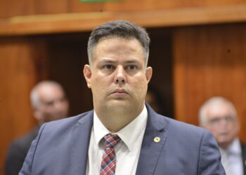 Mil cirurgias destinadas para a cidade de Senador Canedo, foram disponibilizadas através de emenda do Deputado Estadual, Delegado Eduardo Prado.
