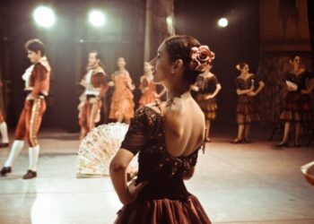 Alunos do Basileu França e bailarinos convidados apresentam espetáculo Don Quixote