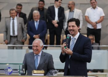 Daniel Vilela destaca força do trabalho conjunto entre igreja e poder público, em reunião de obreiros da Assembleia de Deus