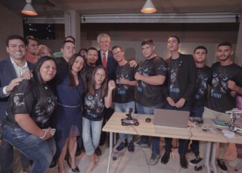 “Meta é tornar jovens mais competitivos no mercado”, diz Caiado no lançamento da Campus Party