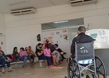 Pacientes do UPA de Senador Canedo reclamam da demora para ser atendido