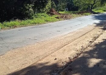 Ruas danificadas dificulta o trânsito em Senador Canedo