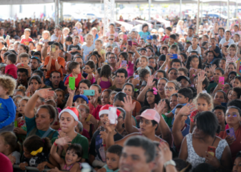 Natal do Bem faz a alegria das crianças de Aparecida com mais de 21 mil brinquedos