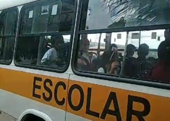 Mães pedem transporte escolar em Senador Canedo