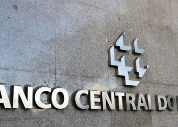 Copom decide nesta quarta em quanto eleva juros básicos