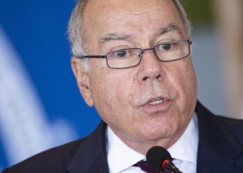 Mauro Vieira: retirada de legado da Venezuela não é definitiva