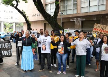 Júri absolve PM réu de responsável do disparo contra a rapariga Ágatha