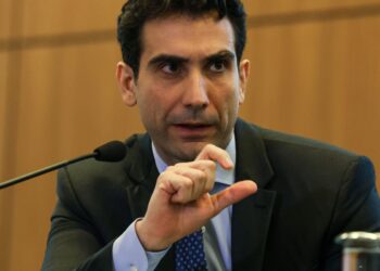Galípolo diz não ver ataque especulativo em alta do dólar
