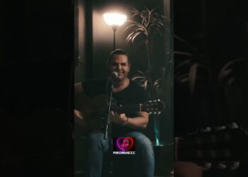 NOVA MÚSICA SERTANEJA TÔ NO QUARTO DE MOTEL( EU MEREÇO )EDUARDO COSTA AO VIVO DVD CURTA VÍDEO