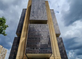 Entidades do setor produtivo criticam aumento da Selic