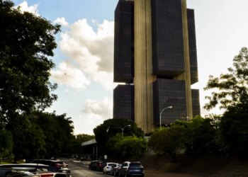 Copom decide nesta quarta em quanto elevará juros básicos