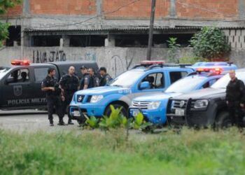 Operação policial na Maré pretexto fechamento de vias expressas no Rio