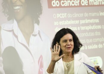 Saúde incorpora cinco procedimentos contra cancro de pomo no SUS