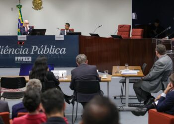 STF faz audiência pública antes de decisão final sobre uberização