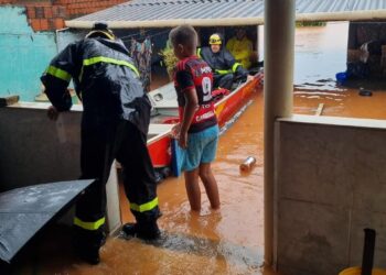 Goiás Alerta e Solidário intensifica trabalho de resgate em meio às fortes chuvas no Estado
