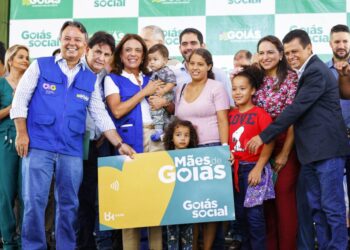 Anicuns recebe benefícios e serviços do Goiás Social