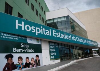 o que abre e fecha no feriado prolongado do Dia do Trabalhador