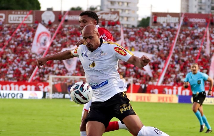 A Redação | Vila Nova empata com o Novorizontino no Estádio Onésio Brasileiro Alvarenga em Goiânia