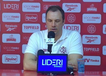 Náutico x Vila Nova: Pivetti lamenta erros em nova derrota