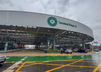 Terminal Praça A – Atlético Clube Goianiense: novo nome divide opiniões entre passageiros