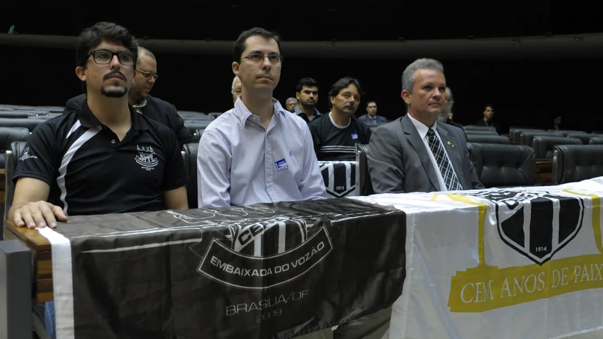 Ceará perde para o Goiás e vê rebaixamento se aproximar na Série B
