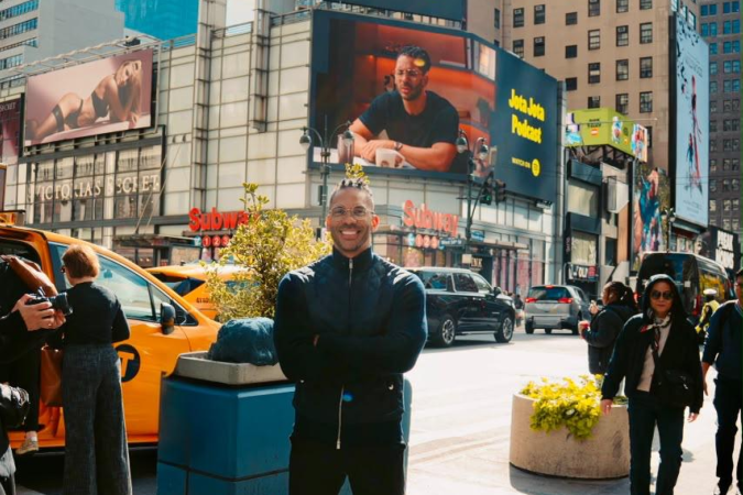 Podcast de Joel Jota é escolhido pelo Spotify para ação em Nova York, nos EUA