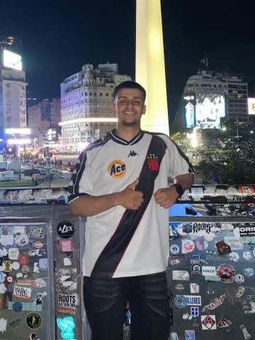 Torcedor do Vasco foi assaltado e agredido no entorno da Bombonera