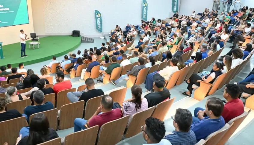 Sebrae participa de encontro em Senador Canedo para orientar empreendedores sobre transparência nas licitações