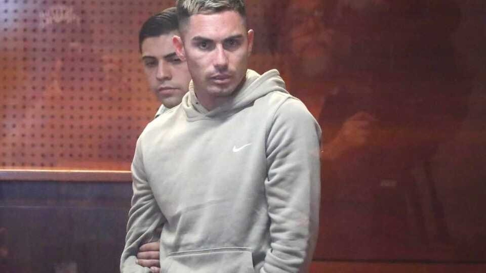 Ex-jogador de seleção que atuou no Brasil é preso preventivamente