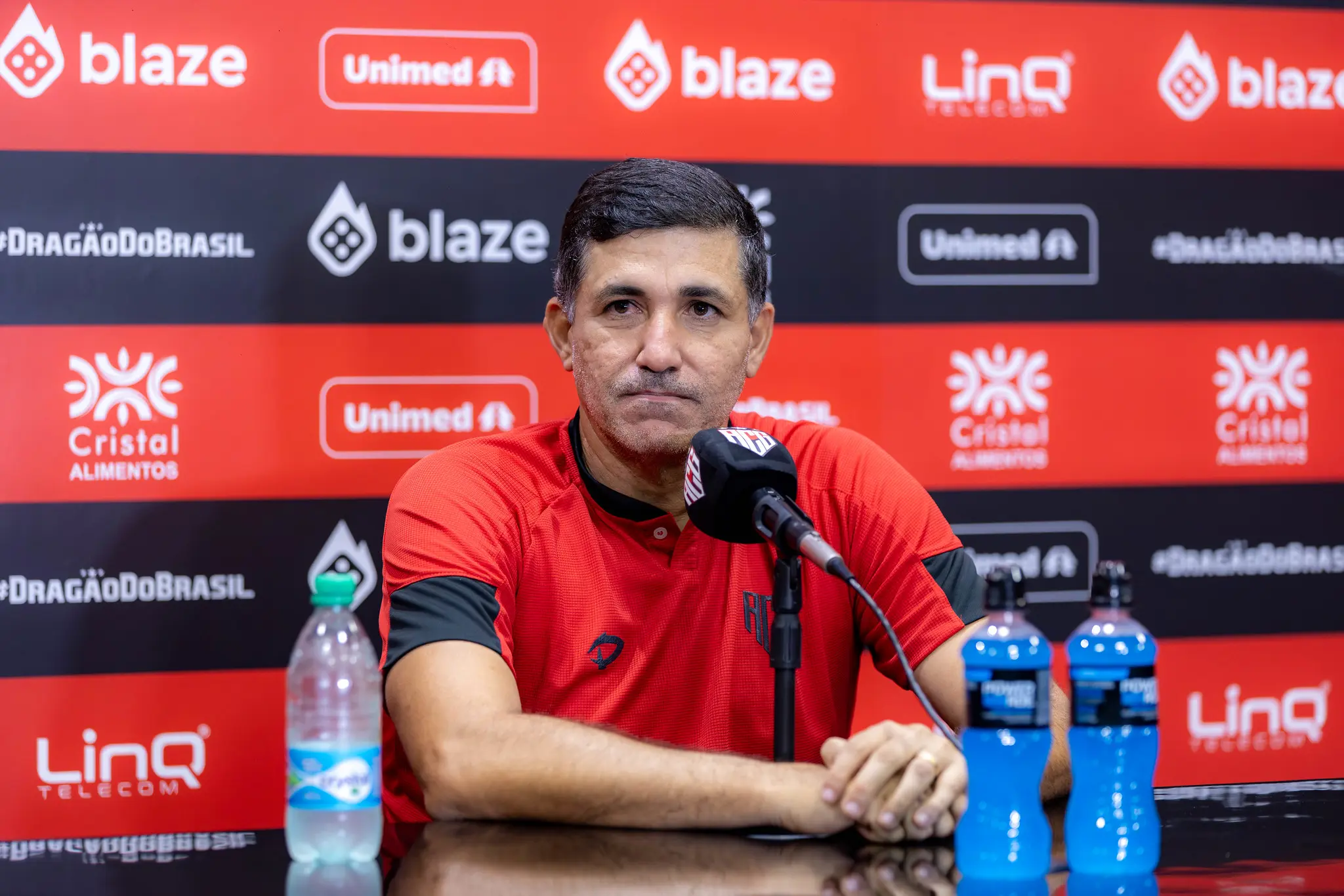 Eduardo Souza se despede citando evolução e apenas uma derrota em 10 partidas
