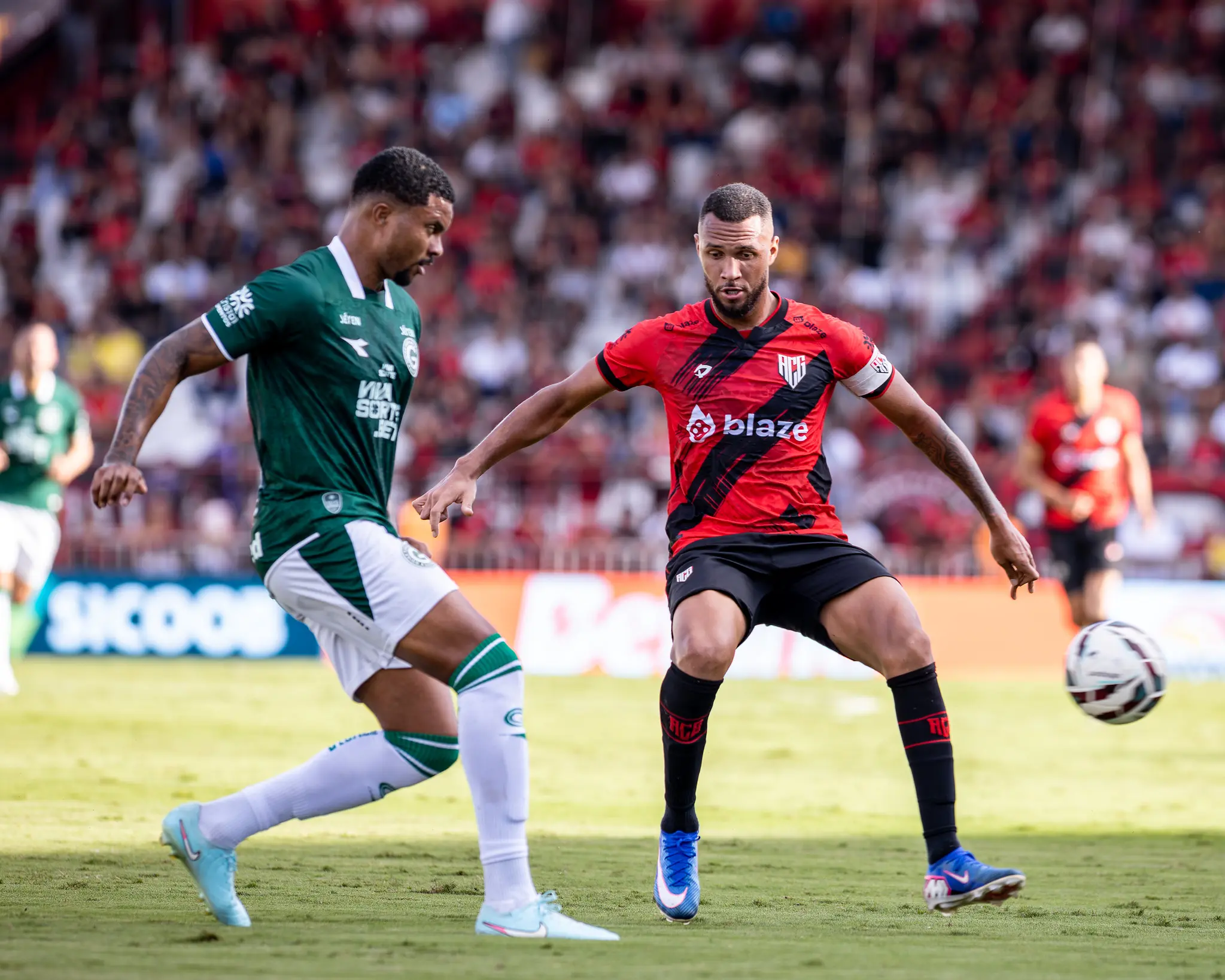 Quanto Atlético-GO, Goiás e Vila Nova vão receber da Liga Forte União na reta final do Brasileirão
