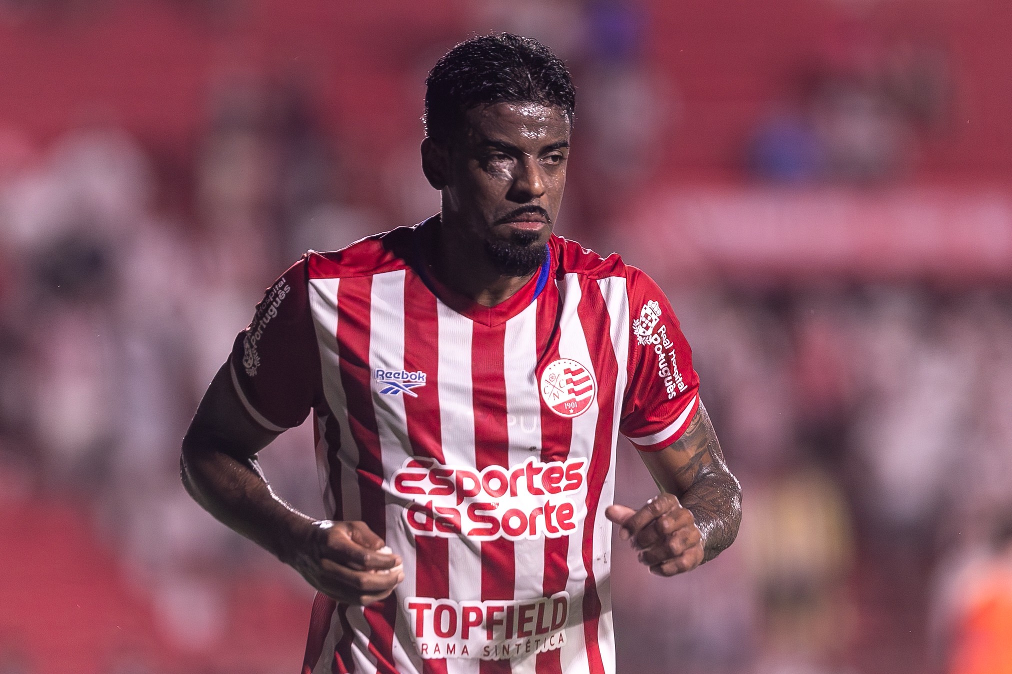 Zagueiro se machuca e vira mais um desfalque no Náutico para jogo contra o Goiás – ge