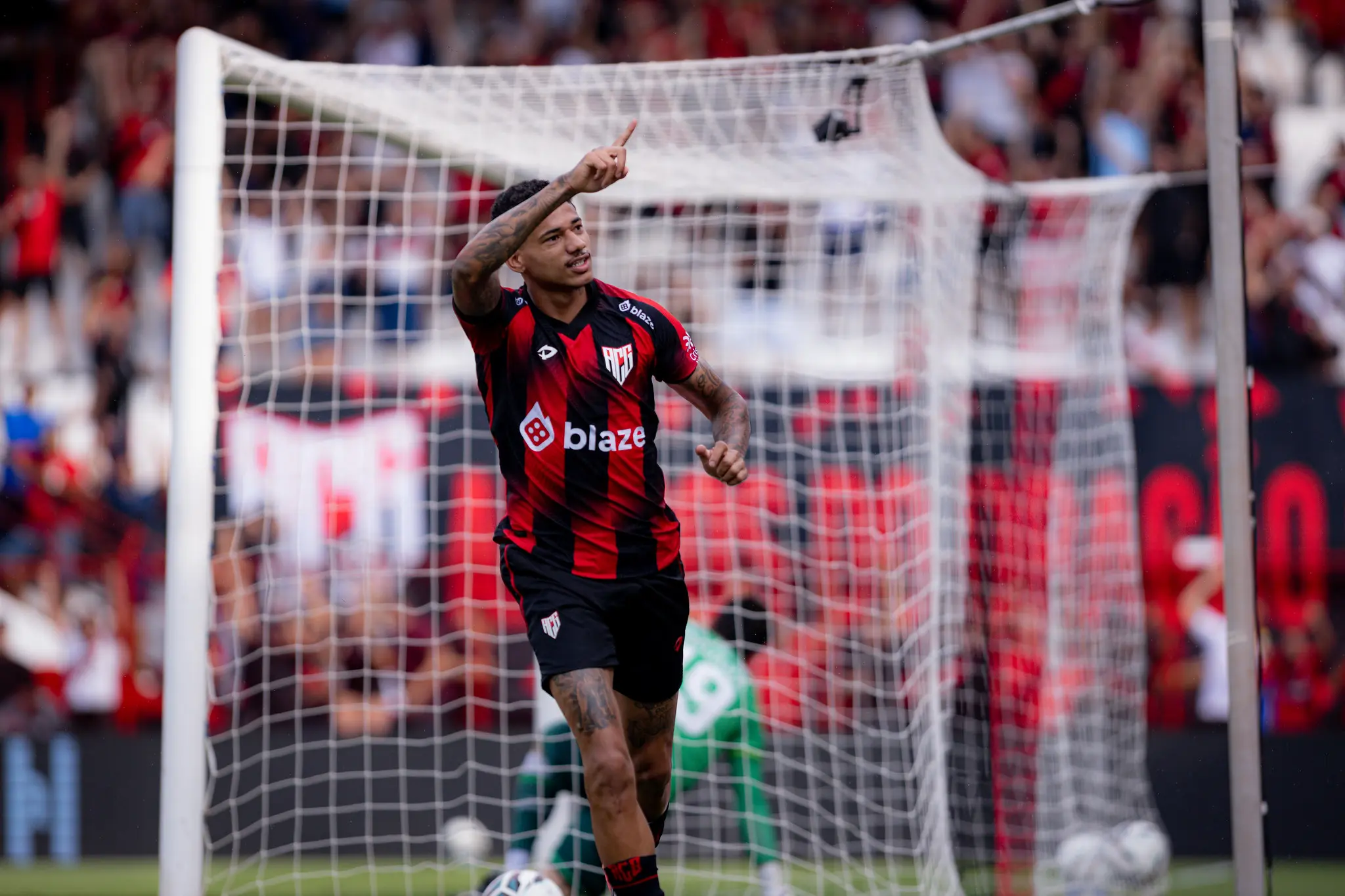 Atlético-GO vence o América-MG no Accioly e se consolida no G6 da Série B