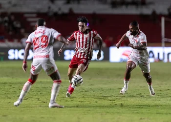 Náutico perde para o Vila Nova e segue perto da zona — TV GUARARAPES