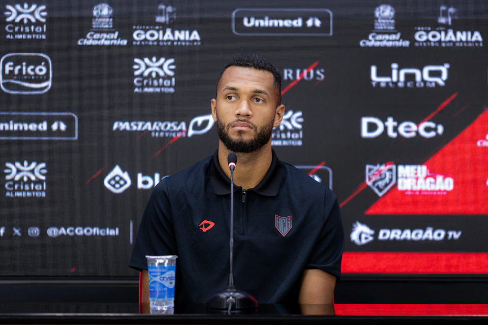 Gustavo Coutinho fala sobre salários no Atlético