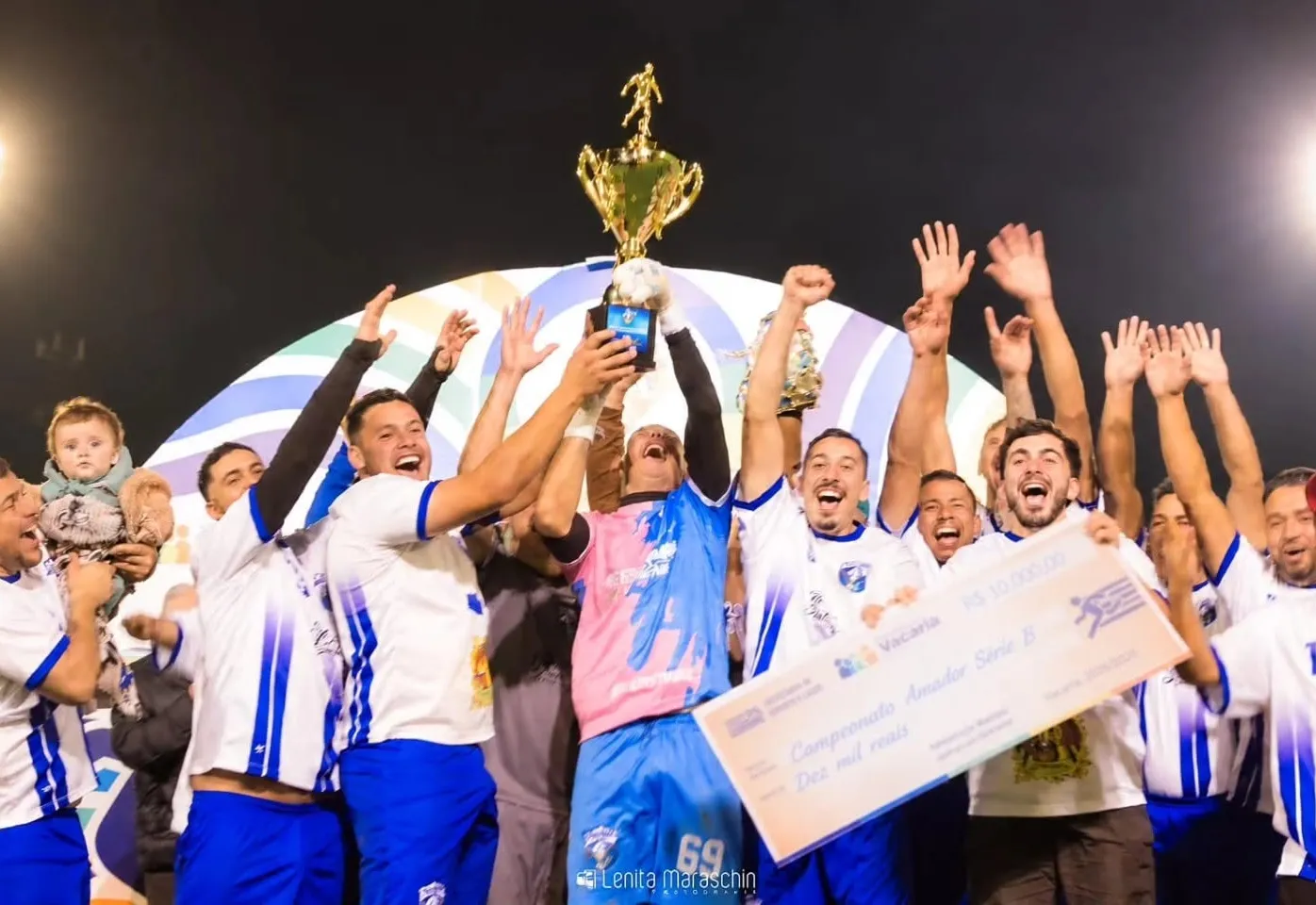 Notícia – Vila Nova conquista o título do Campeonato Municipal de Futebol de Campo Série B