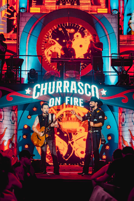 Churrasco On Fire, evento de Fernando e Sorocaba, estreia nos EUA com fusão inédita de sertanejo, country e open churras :: Sertanejo Hits Brasil