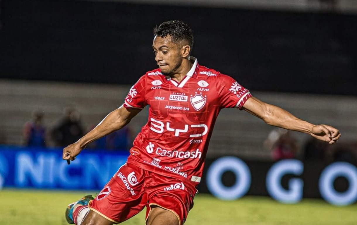 Dudu inicia transição e pode ser novidade no Vila diante do Juventude