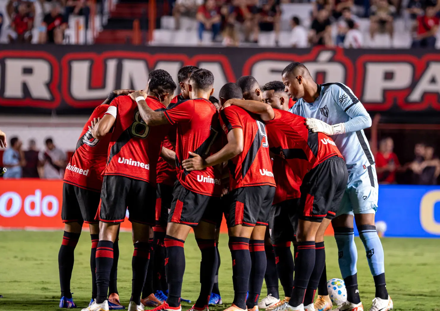 Jogadores do Atlético-GO suspendem entrevistas e cobram regularização de salários e direitos trabalhistas – Diário da Manhã