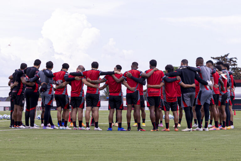 Crise financeira chega ao Atlético Goianiense na reta final da temporada