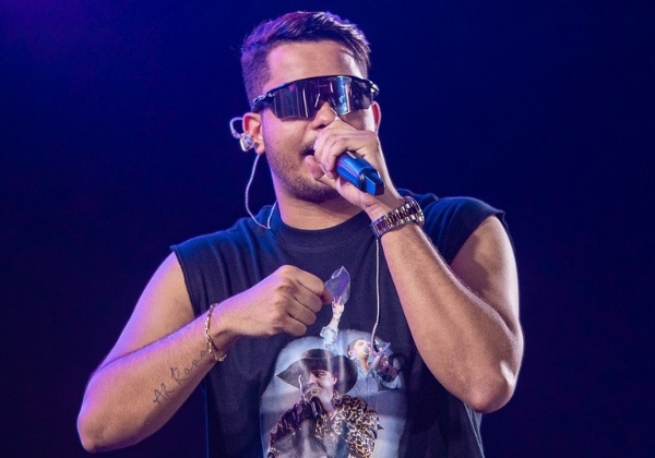 Mikael Santos leva sucessos do arrocha a quatro estados do Nordeste em setembro