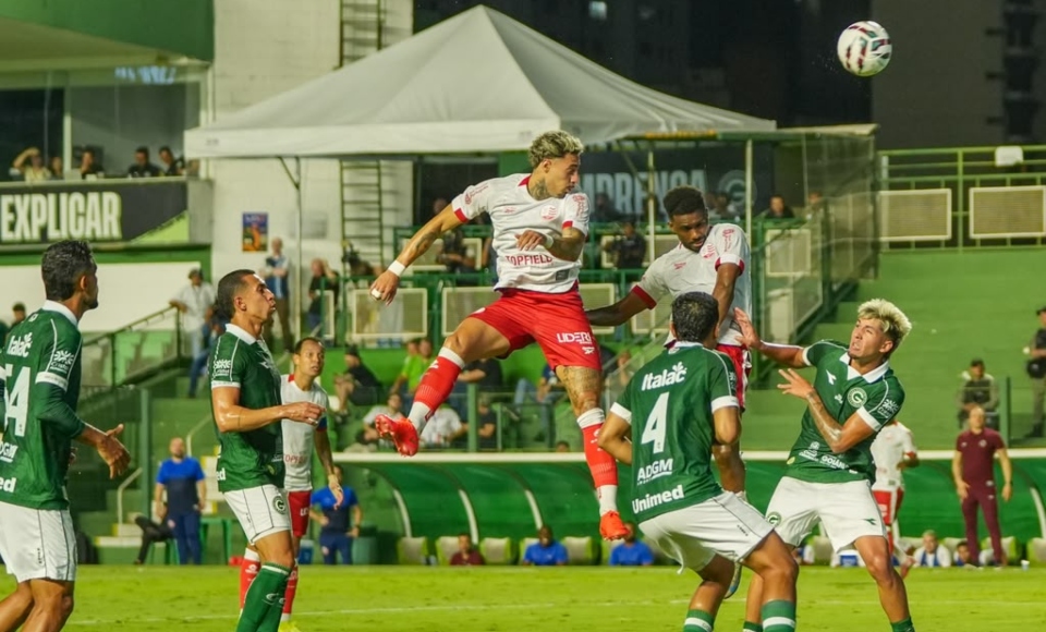 Situação do Goiás complica após resultado com Náutico