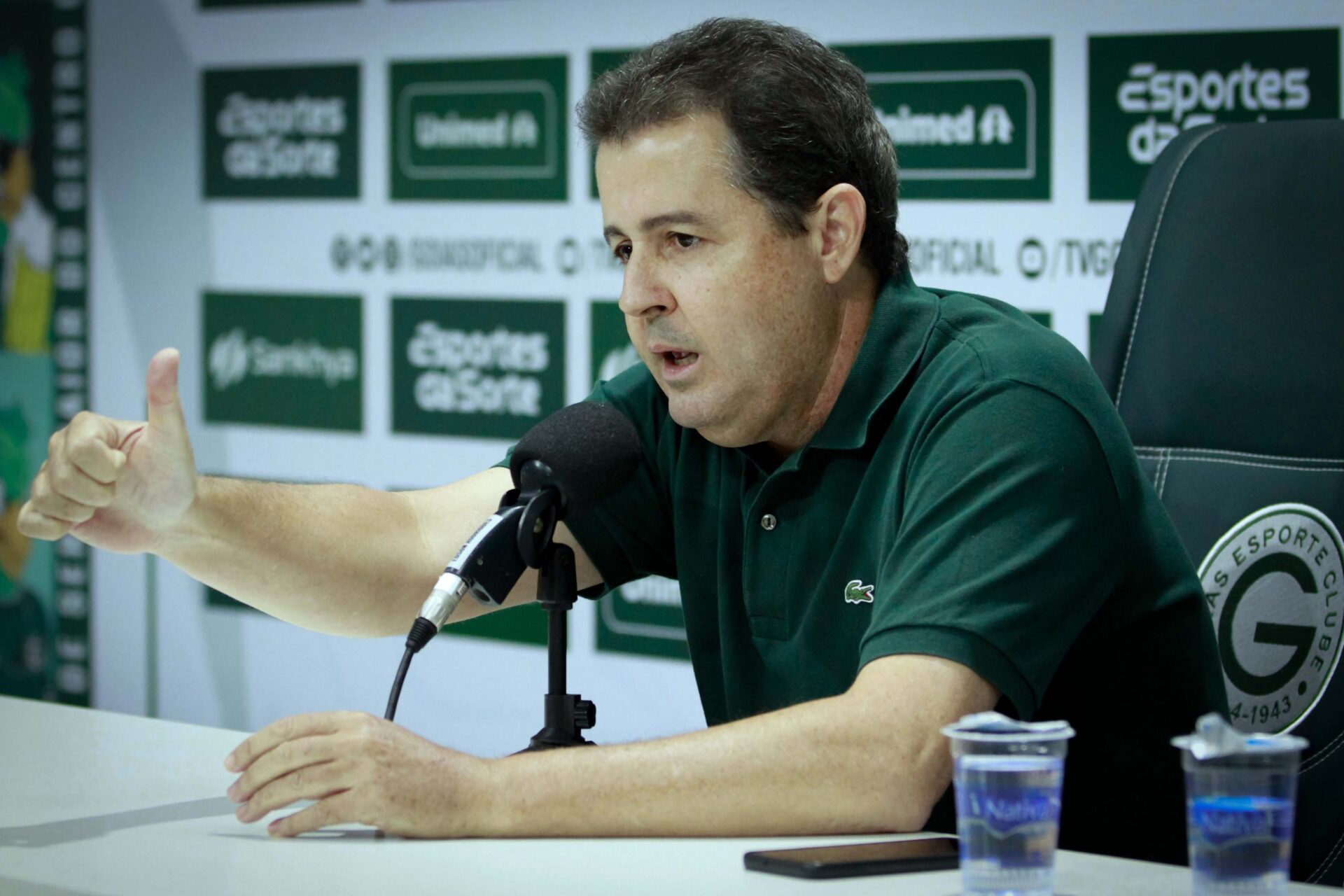 Goiás: “Sou o único xingado”: Paulo Rogério desabafa após crise