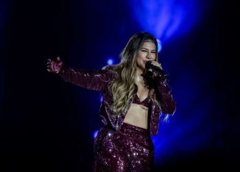 Simone Mendes abre programação de shows da 37ª Oktoberfest de Igrejinha com sucessos do sertanejo