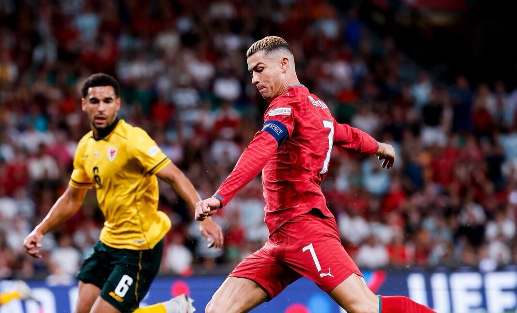 Cristiano Ronaldo é suspenso pela Federação Portuguesa após abandonar seleção