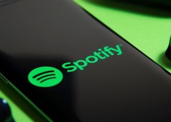 Spotify anuncia chegada de audiolivros no Brasil com três planos; confira